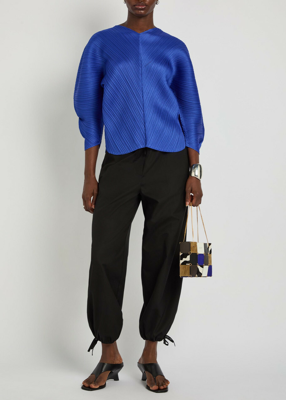 Pleats Please Issey Miyake Pleated Sculpted Woven top - Blue - One Size