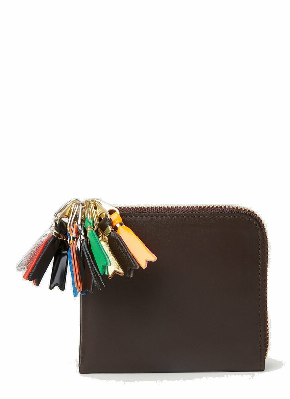 Photo: Zipper Pull Wallet in Brown