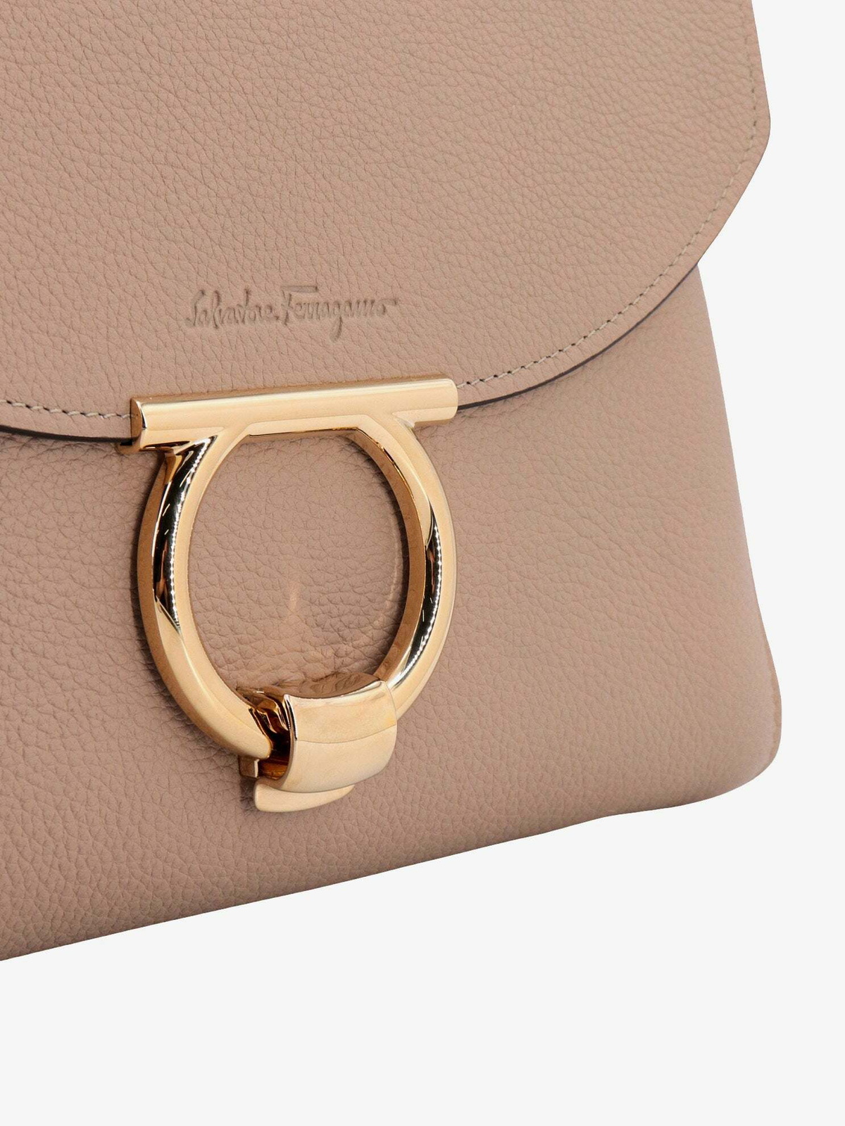 SALVATORE FERRAGAMO カンチニスカフ 3279550736640 BEIGE SALVATORE FERRAGAMO カンチニスカフ 3279550736640 BEIGE