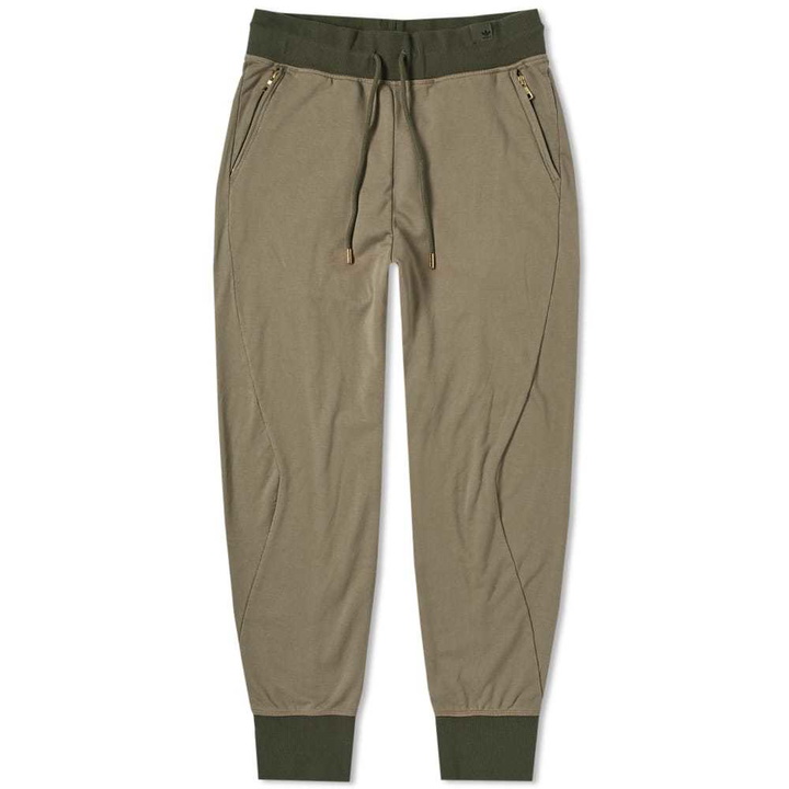 Photo: Adidas x Oyster Holdings XBYO Sweat Pant Green