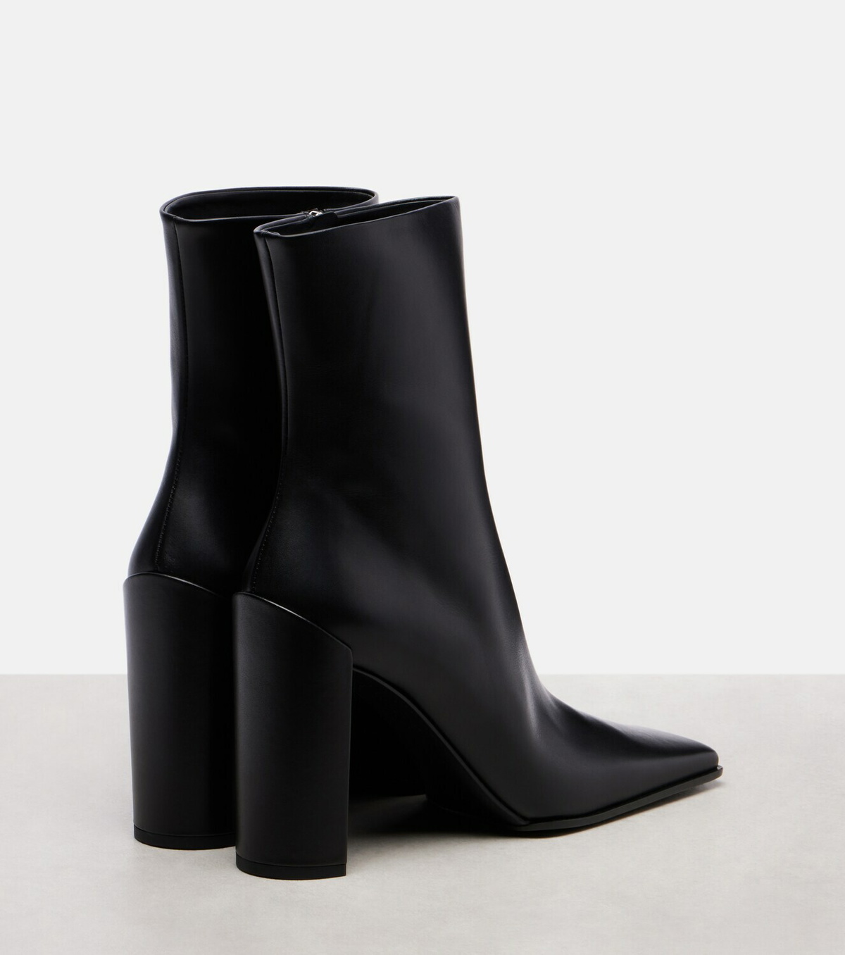 Alaïa Leather ankle boots