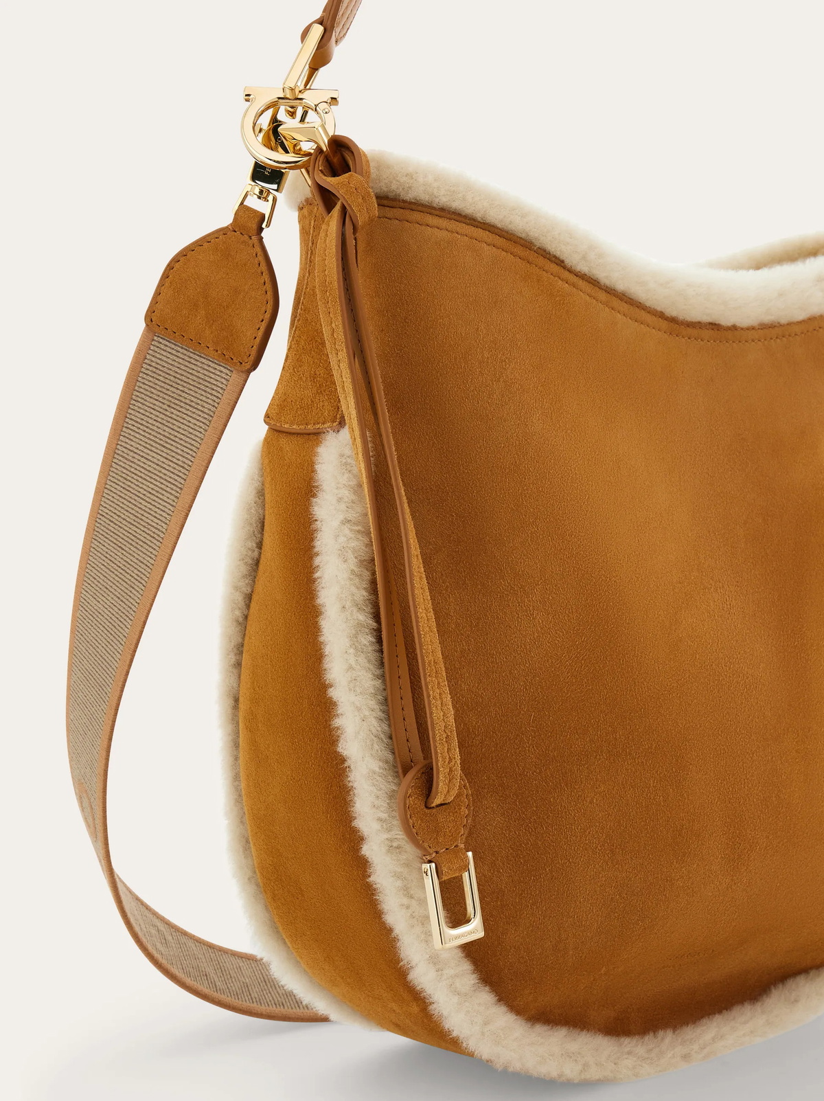 Ferragamo Womens Hobo bag (M) in Brown