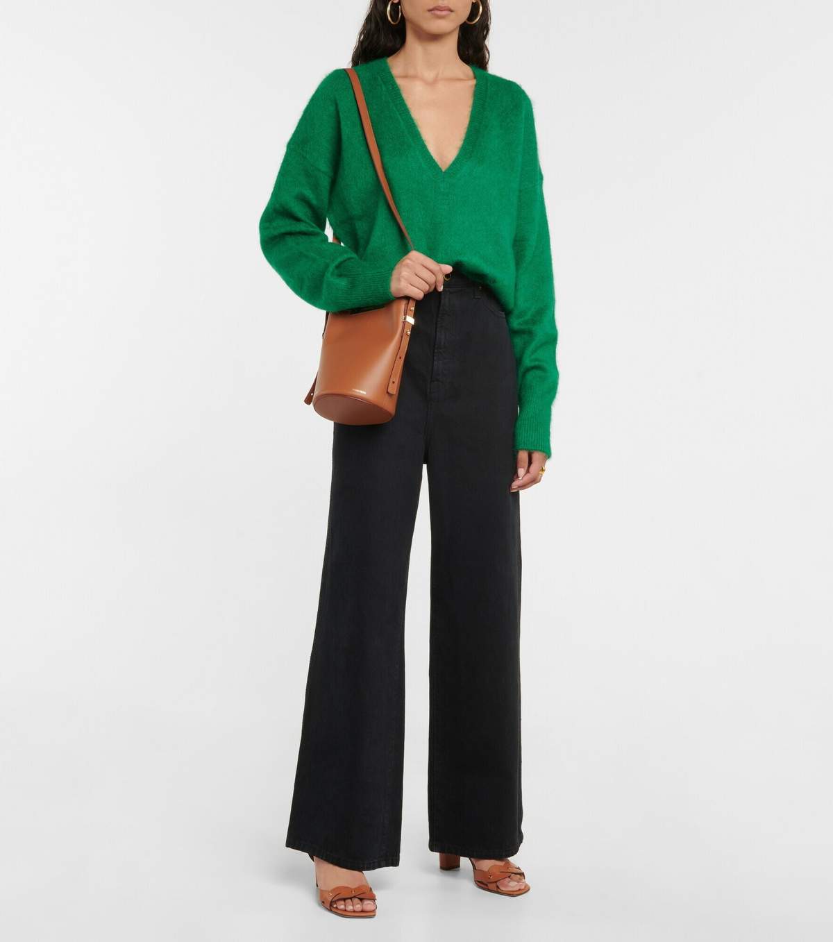 Victoria Beckham - Bucket Mini leather crossbody bag