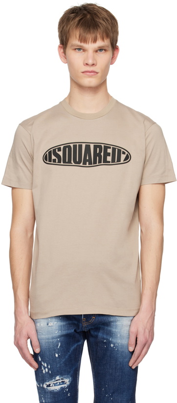 Photo: Dsquared2 Beige D2 Surf Board T-Shirt