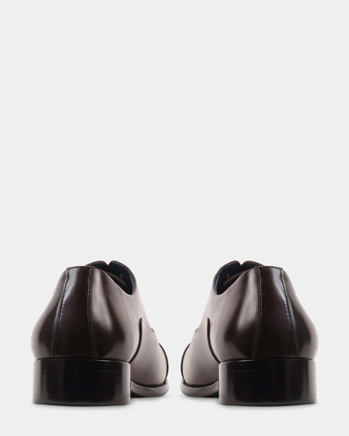 Steve Madden Moriatti Dress Shoes in Brown