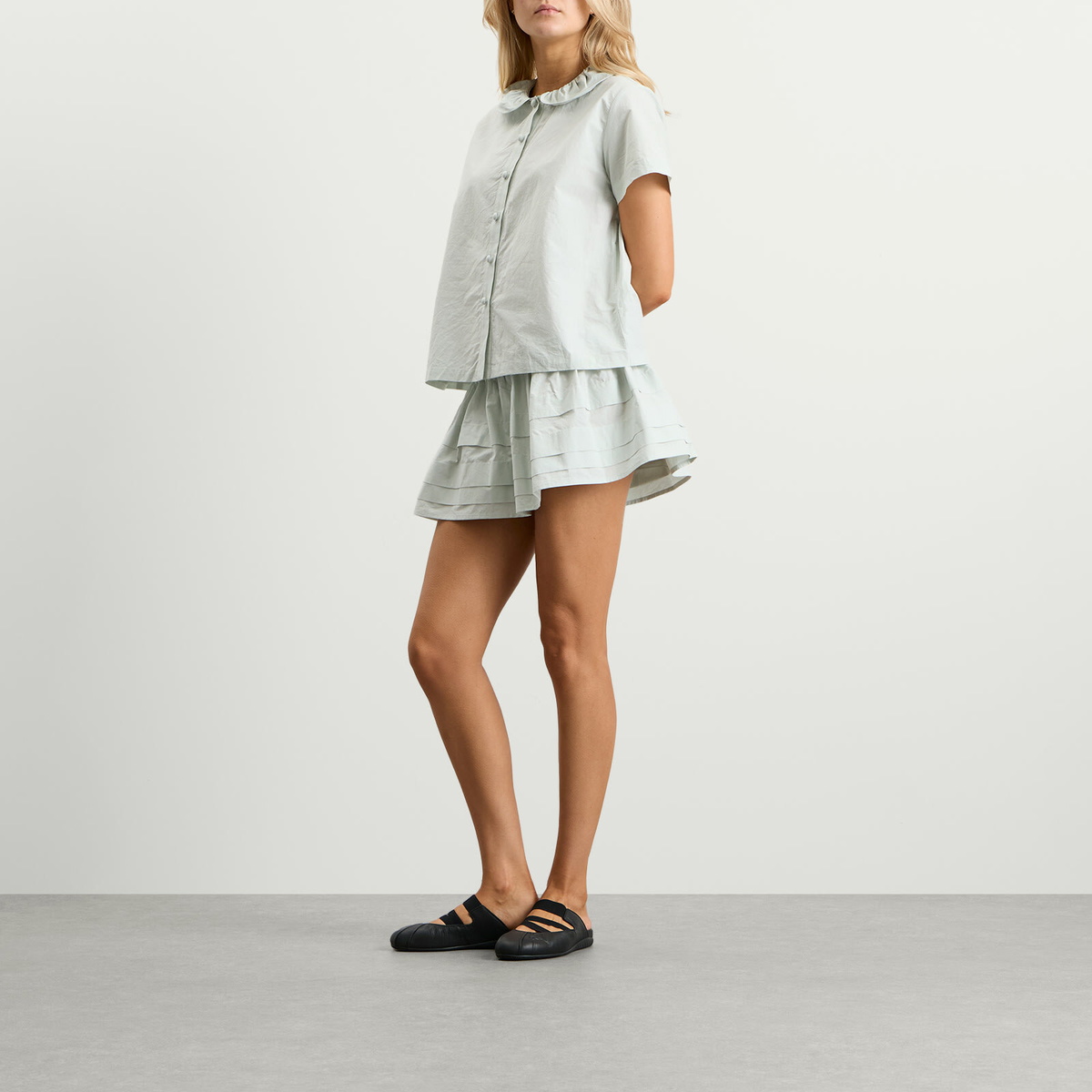 My Mum Made It Women's Pleat Mini Skirt in Mint