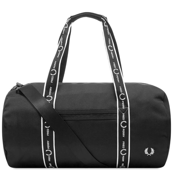 Photo: Fred Perry Authentic Monochrome Barrel Bag