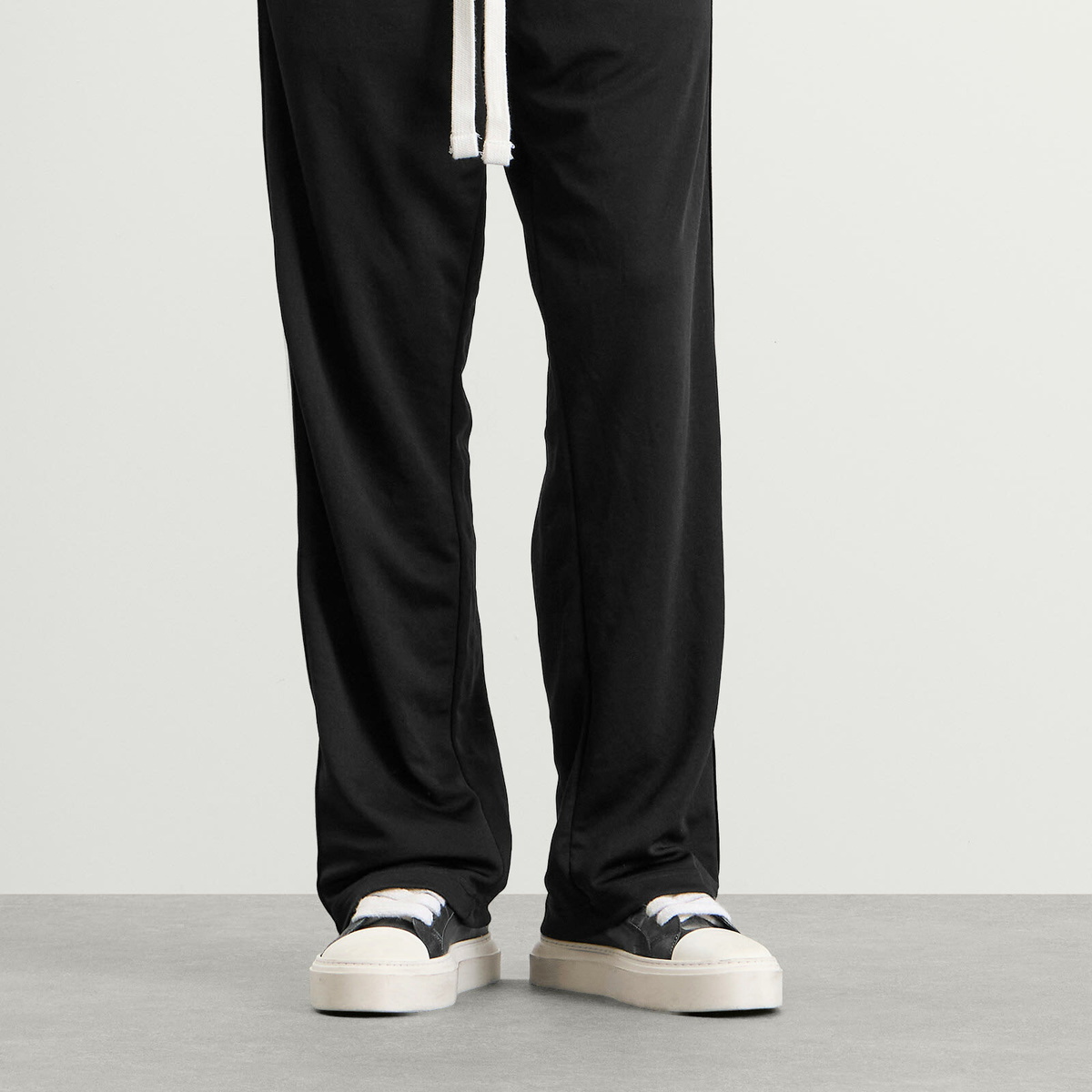 Cole Buxton Men's The Wilson Court Sneaker in Black