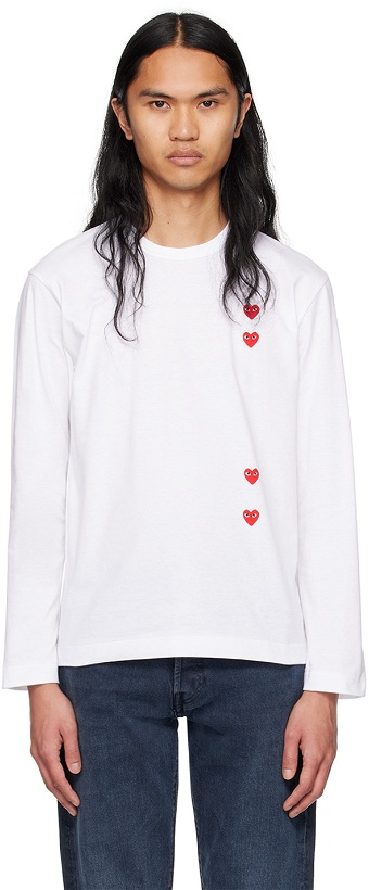 Photo: COMME des GARÇONS PLAY White Vertical Heart Long Sleeve T-Shirt