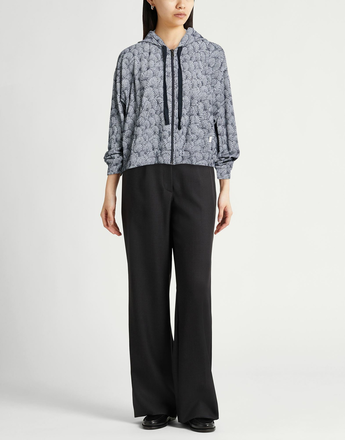 Crossley Womens Cardigan in Grey