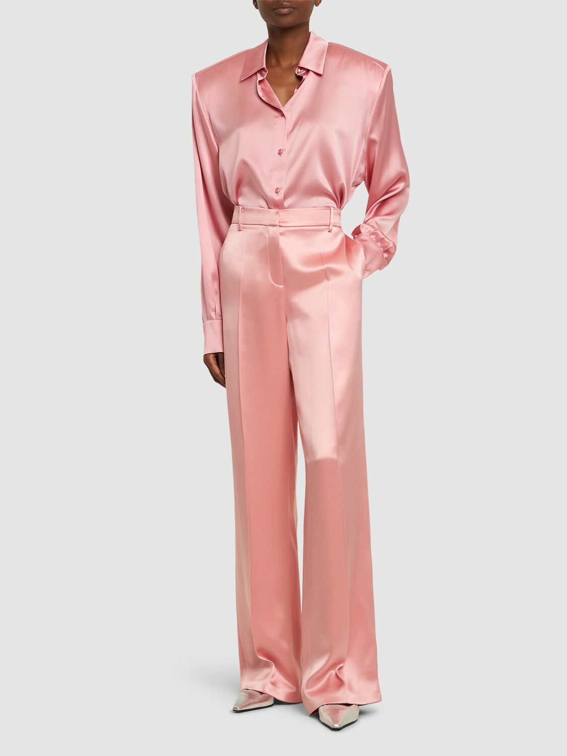 パンツ Magda Butrym Satin Straight Leg Pants With Central Crease Magda Butrym Satin Straight Leg Pants With Central Crease