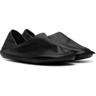 HOMME PLISSÉ ISSEY MIYAKE Black CAMPER Edition Peu Form Loafers