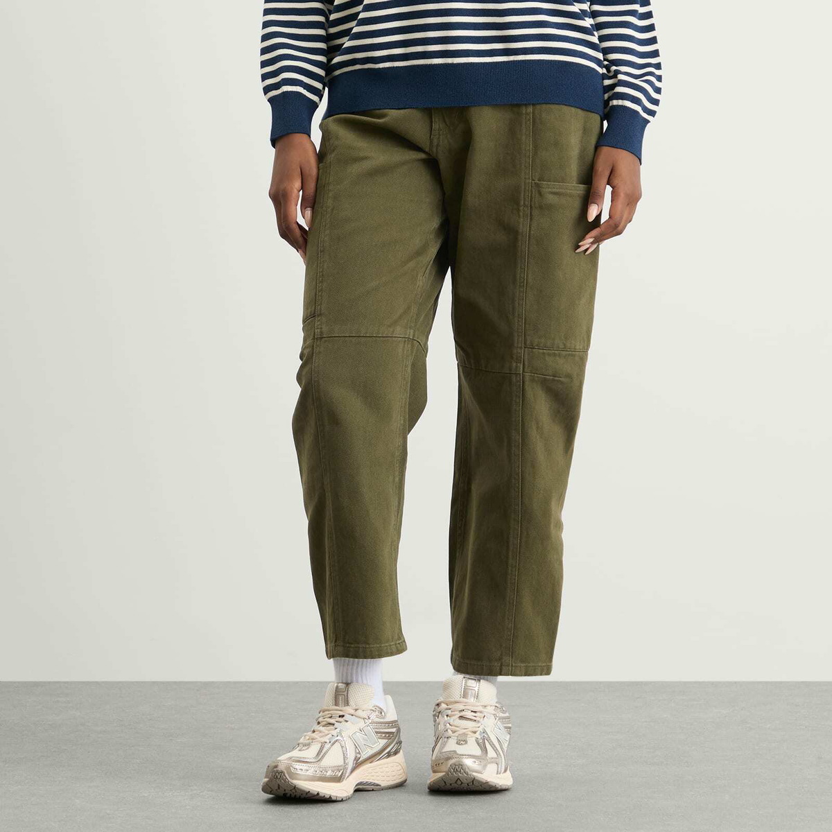 Gramicci Women's Voyager Twill Pant in Deep Olive