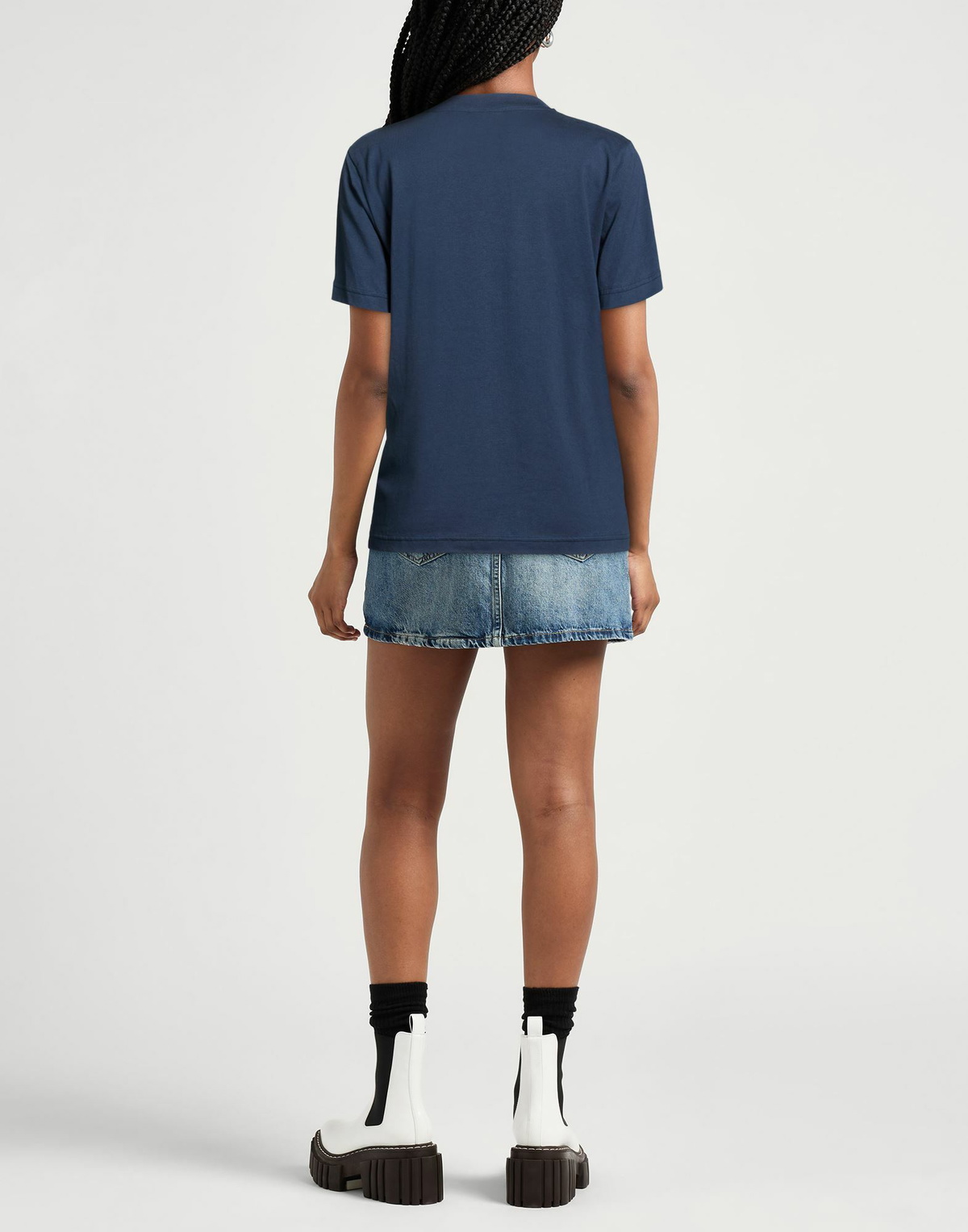 Botter Womens T-shirt in Navy