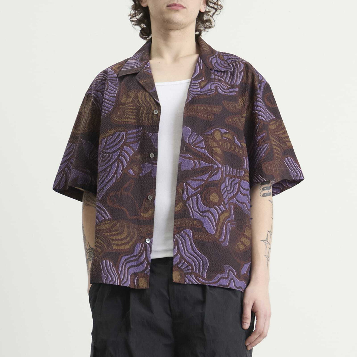 A Kind of Guise Men's Samata Vacation Shirt in Savage Wildlife