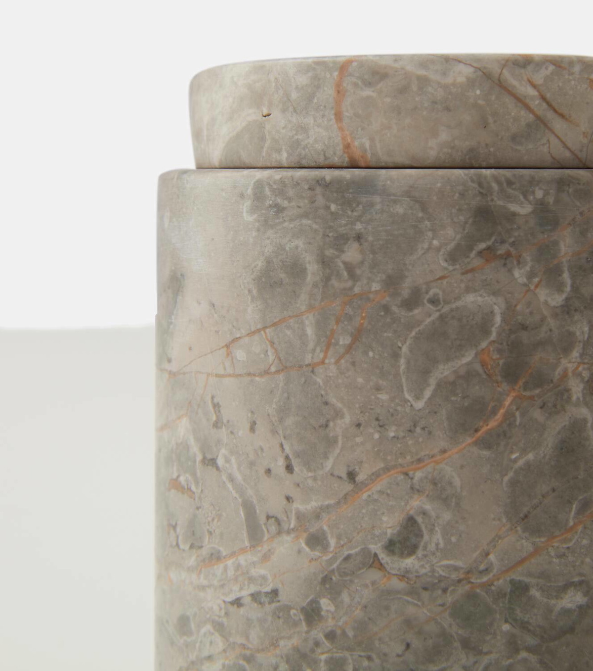 Michaël Verheyden Cont Medium container