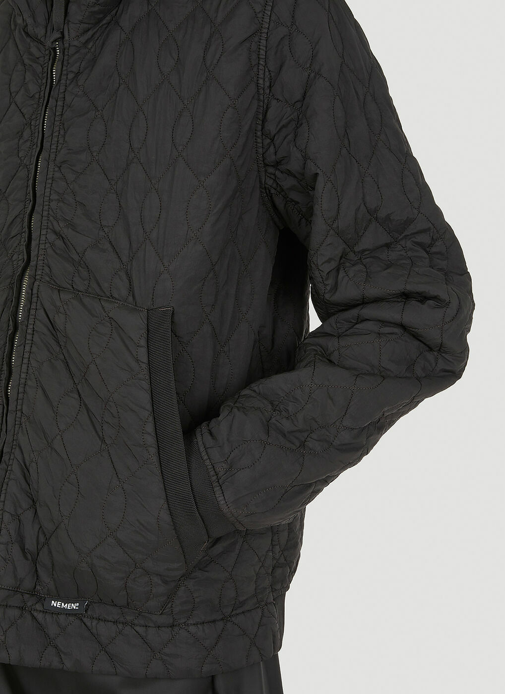 Taki Quilted Hooded Jacket in Black Nemen