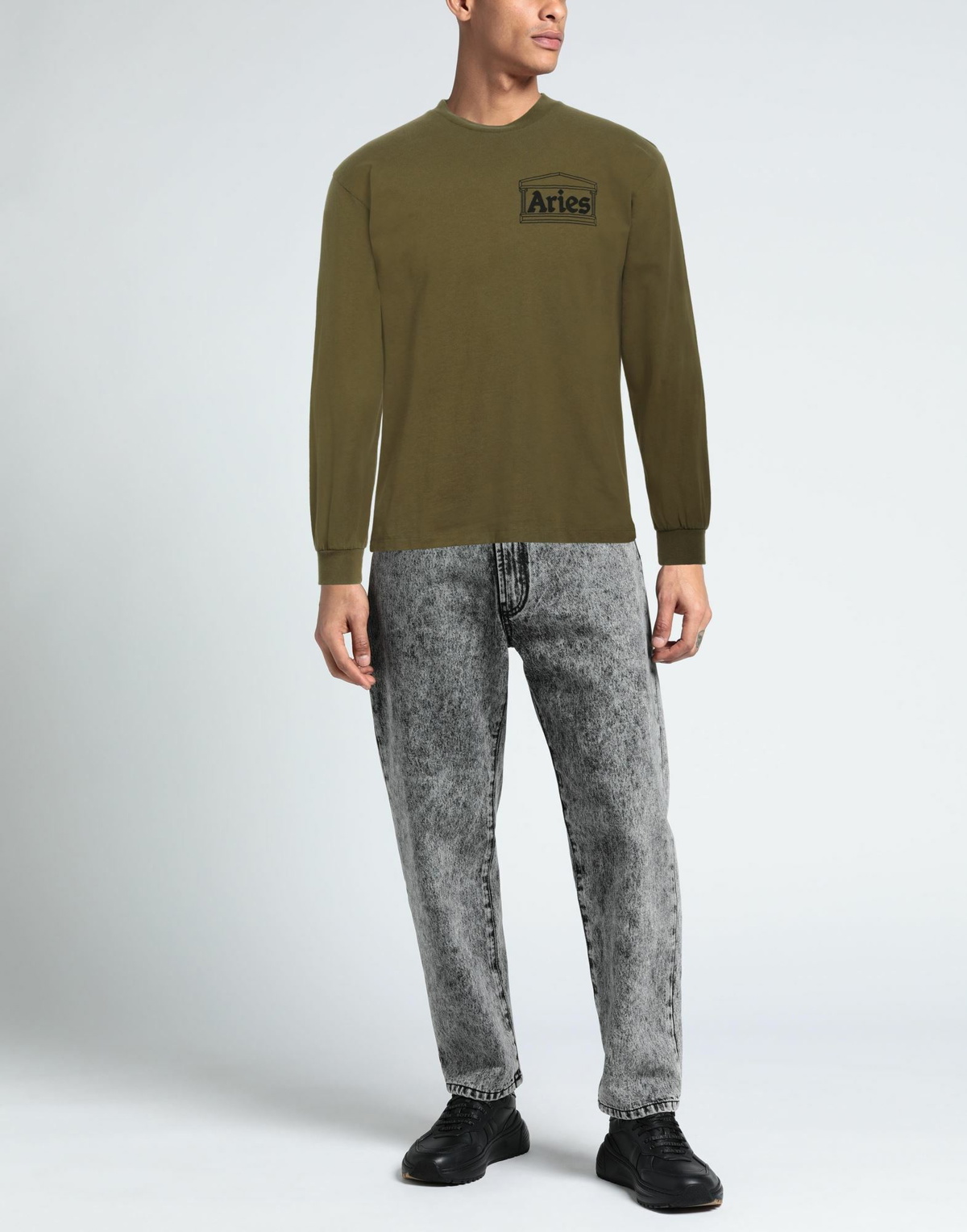 Aries Mens T-shirt Military in Green