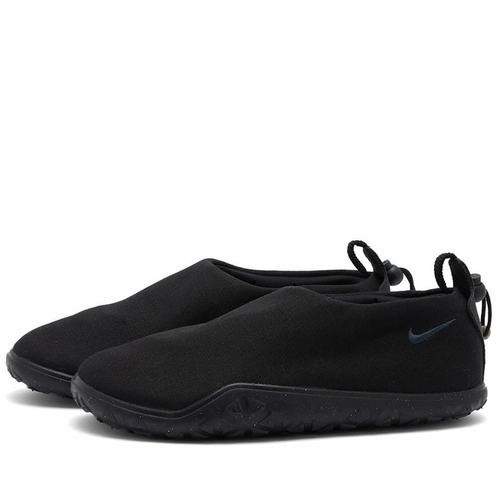 Photo: Nike Men's ACG Moc Sneakers in Black/Anthracite