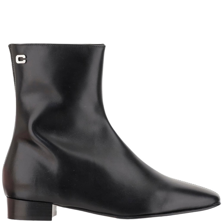 Photo: Carel Aiglon 24 Leather Ankle Boots