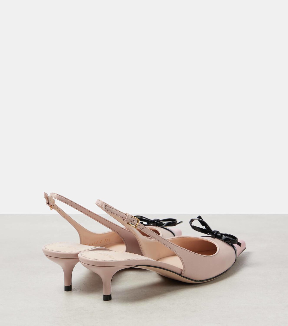 Valentino Garavani Bepointy 45 leather slingback pumps