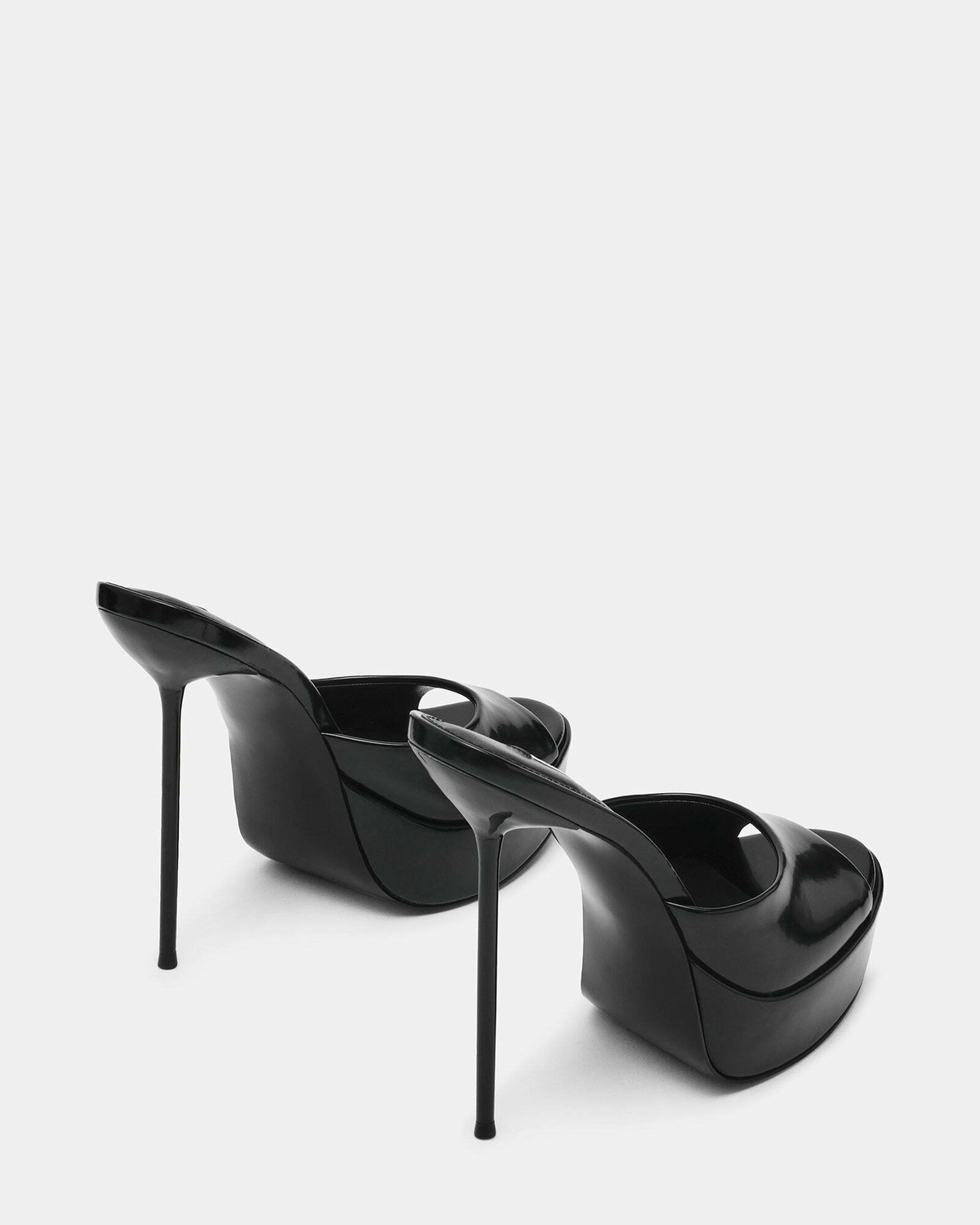 Steve Madden Darelis Heels in Black