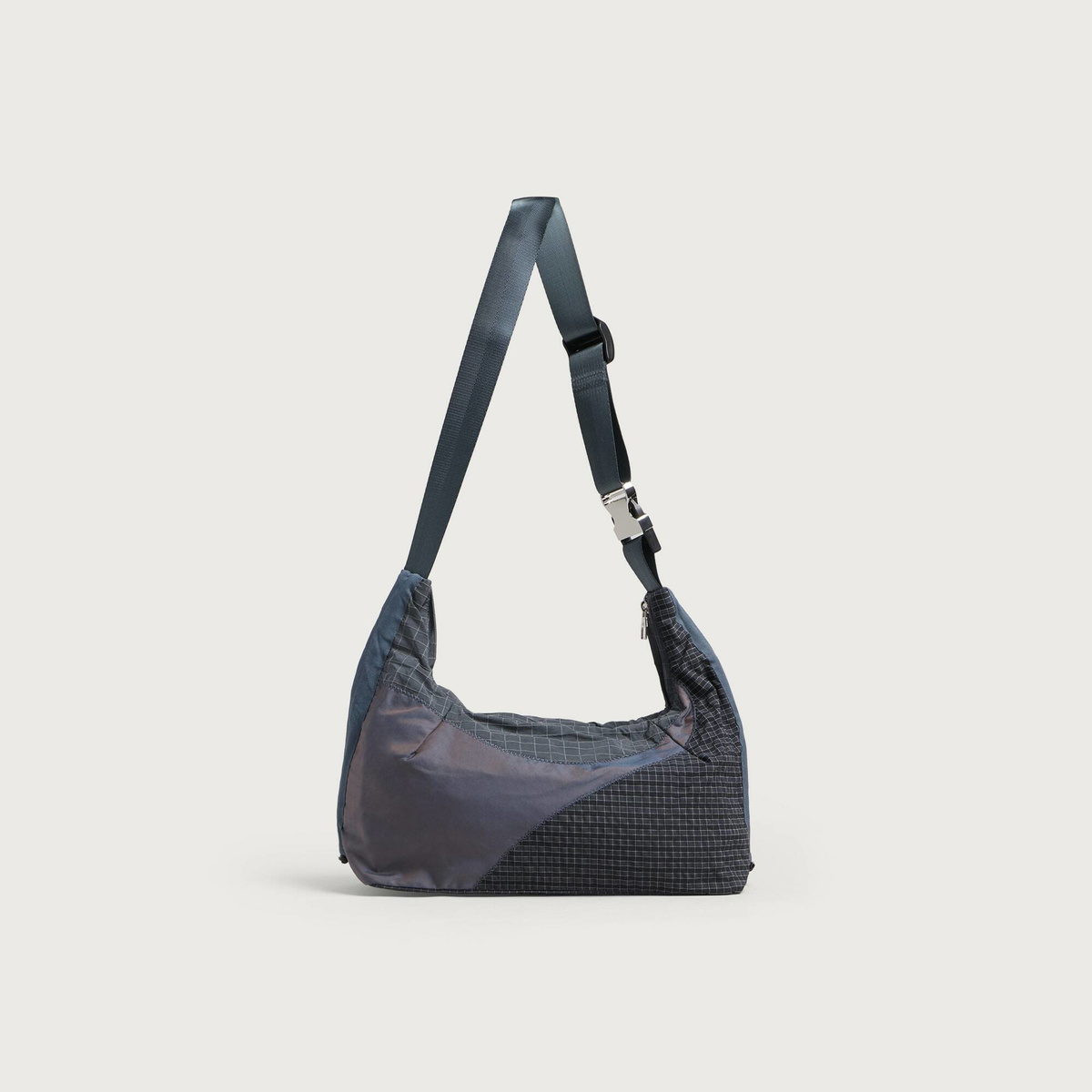 ARCS LITTLE HEY Sling Bag in Tide Jumble