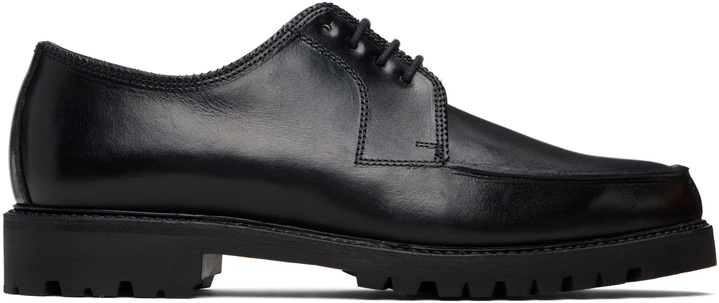 Photo: Rier Black Norwegian Derbys