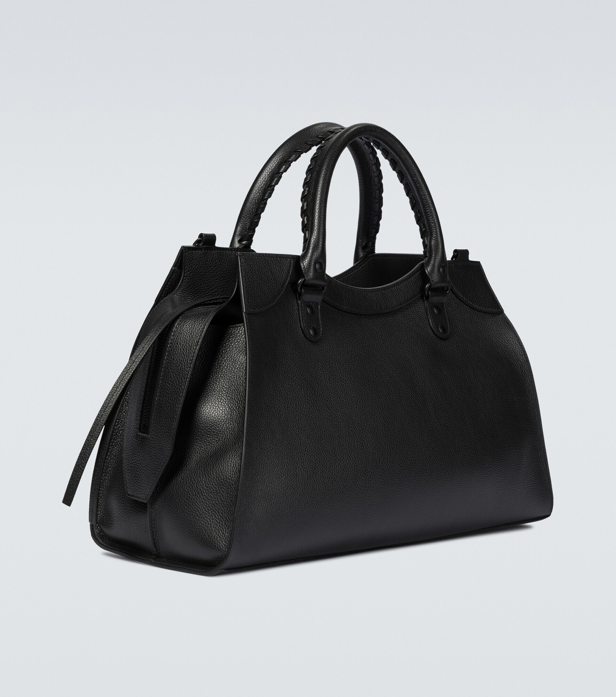 バッグ BALENCIAGA NEO CLASSIC LARGE HANDBAG The Balenciaga Neo Classic, Revamped | Office Magazine