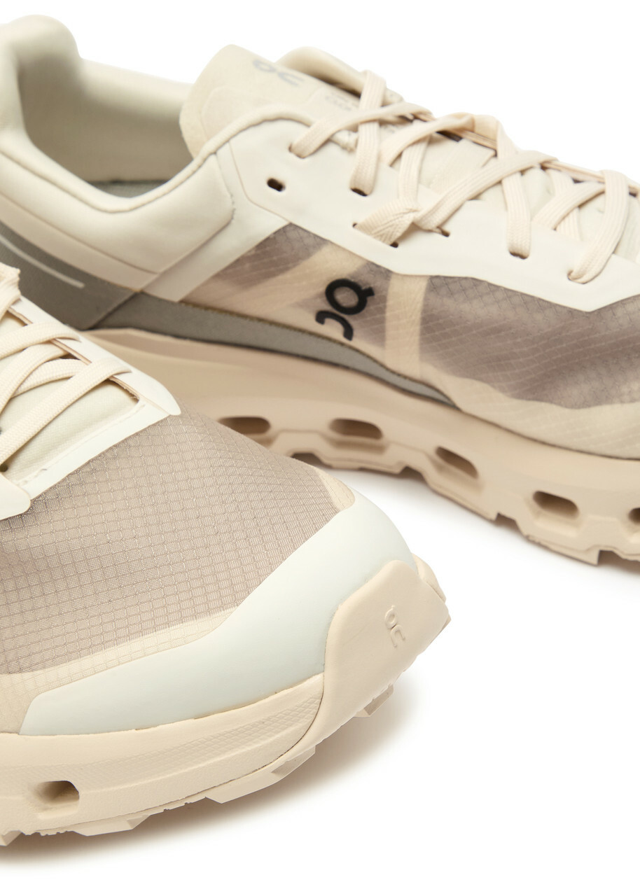ON Cloudvista 2 Panelled Mesh Sneakers Cream