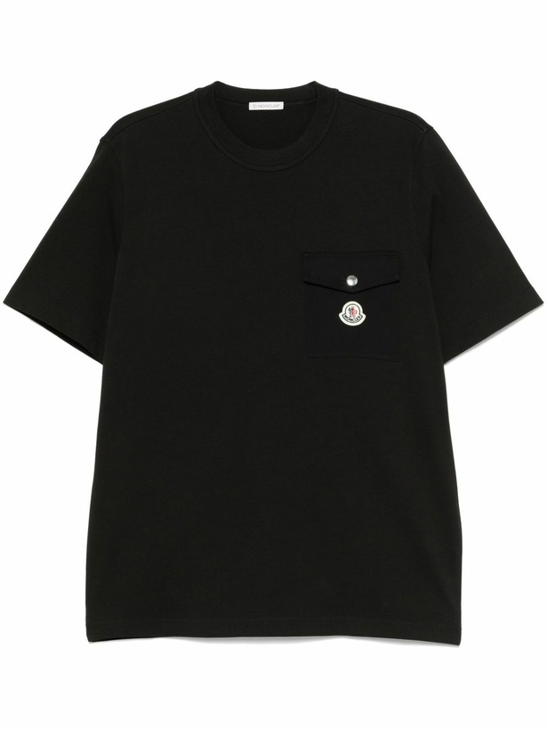 Photo: Moncler Logo-Patch T-Shirt