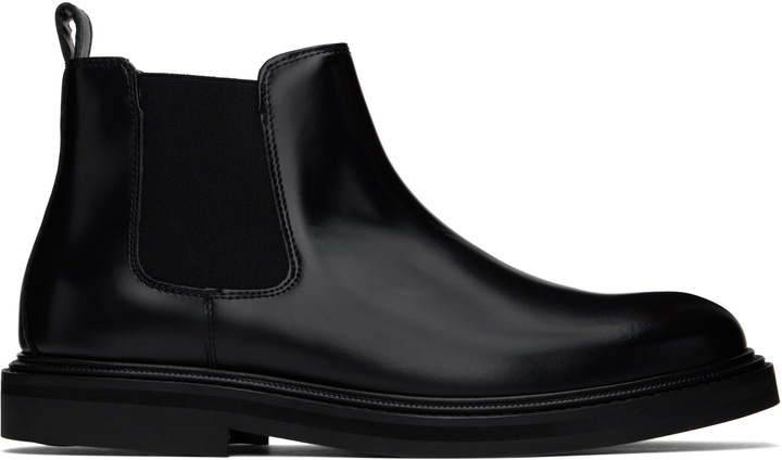 Photo: VINNY’s Black Vinnee Chelsea Boots