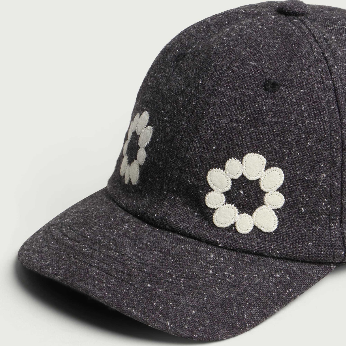 Gander Men's Eyes Cap in Black Speck
