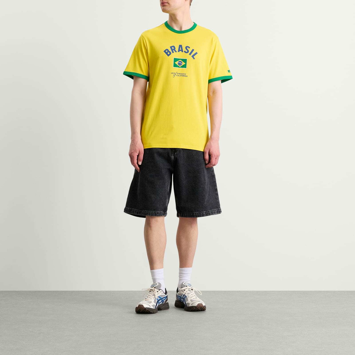 Levi's Men's Brasil Retro Ringer T-Shirt in Yellow