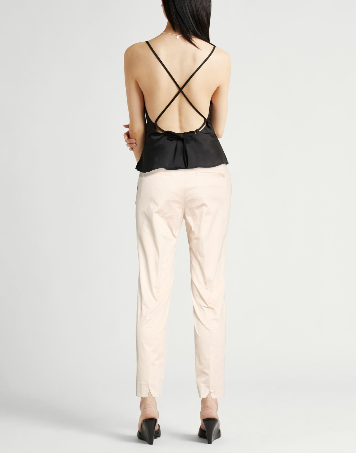 Peserico Easy Womens Pants in Beige