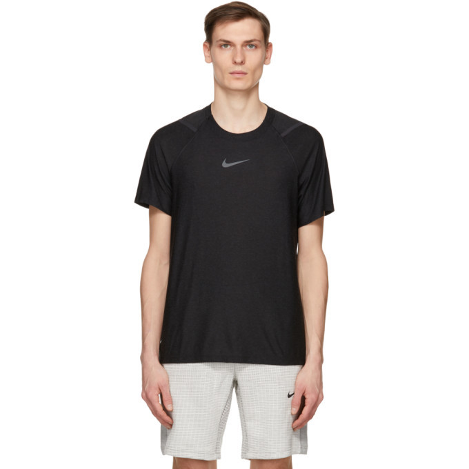 Photo: Nike Black Pro Top T-Shirt