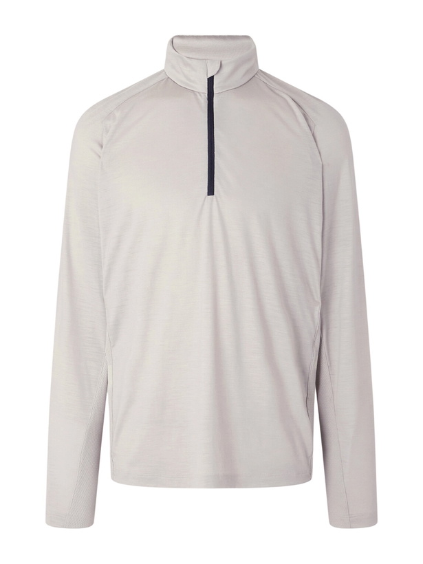 Photo: SEASE - Runner Virgin Wool Ski Mid-Layer - White
