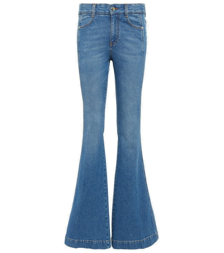 Photo: Stella McCartney - Logo mid-rise flared jeans