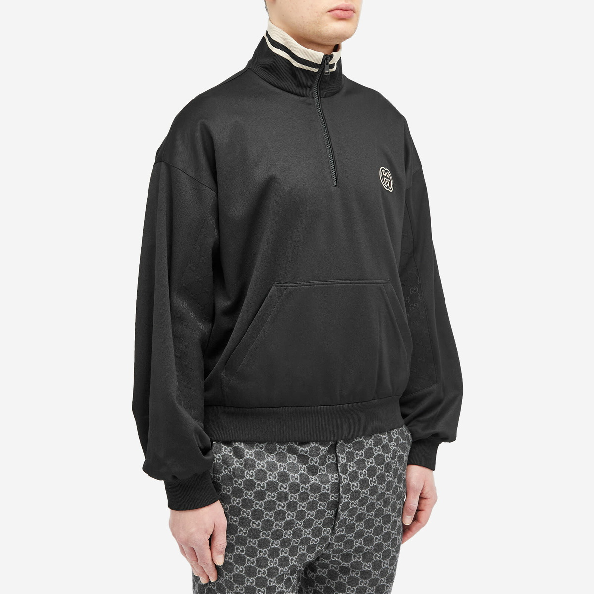 Gucci Men's Interlocking Logo Half Zip Sweat in Black Gucci