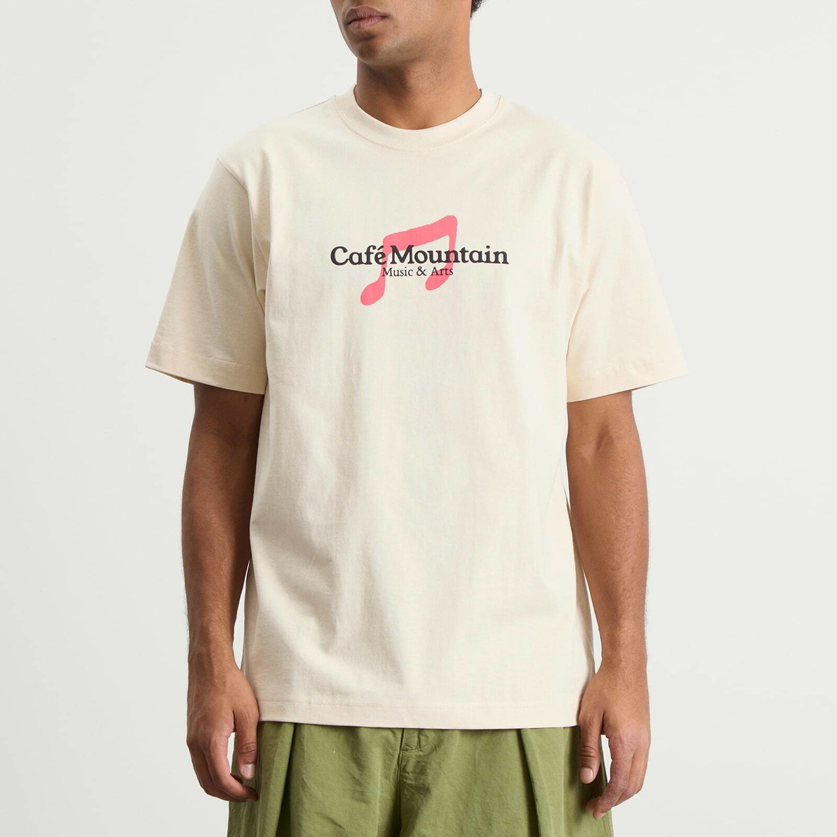 Café Mountain Men's Note T-Shirt in Vintage Ivory And Lupin