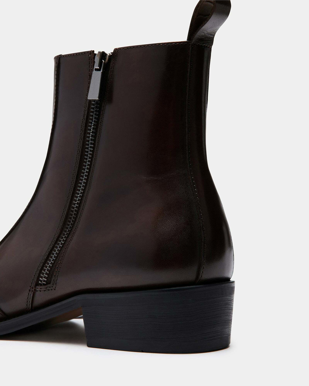 Steve Madden Haynes Boots in Brown
