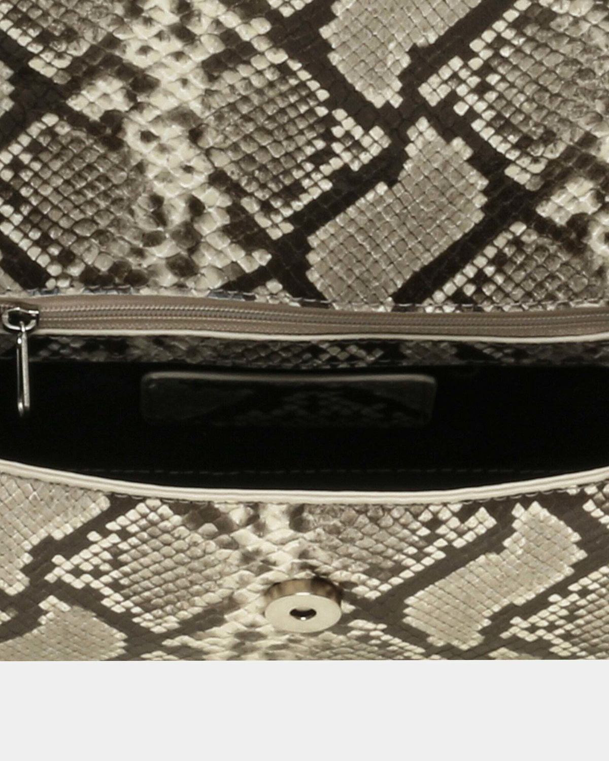 Steve Madden Baster-P Bag in Snake