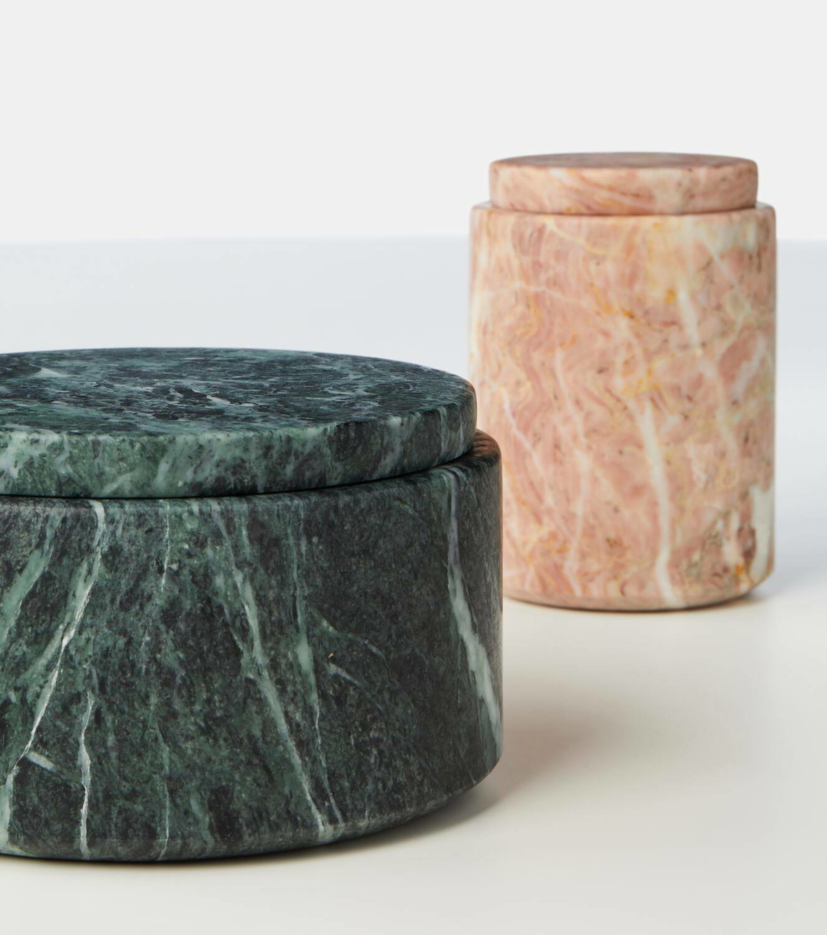 Michaël Verheyden Marble container
