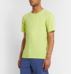 Nike Training - Dri-FIT T-Shirt - Yellow