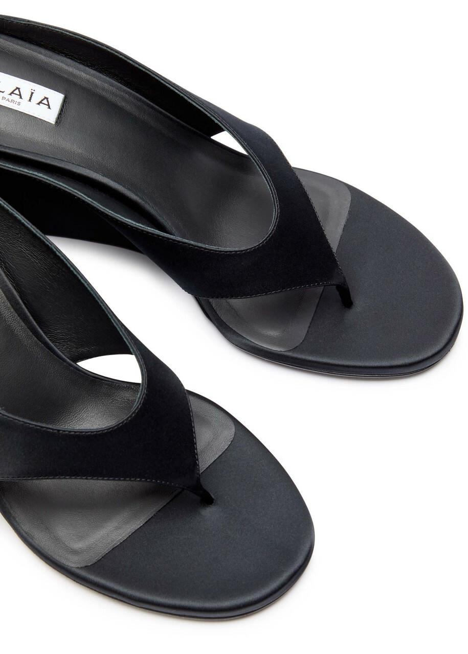 Alaïa Cube 75 Satin Thong Wedge Mules Black