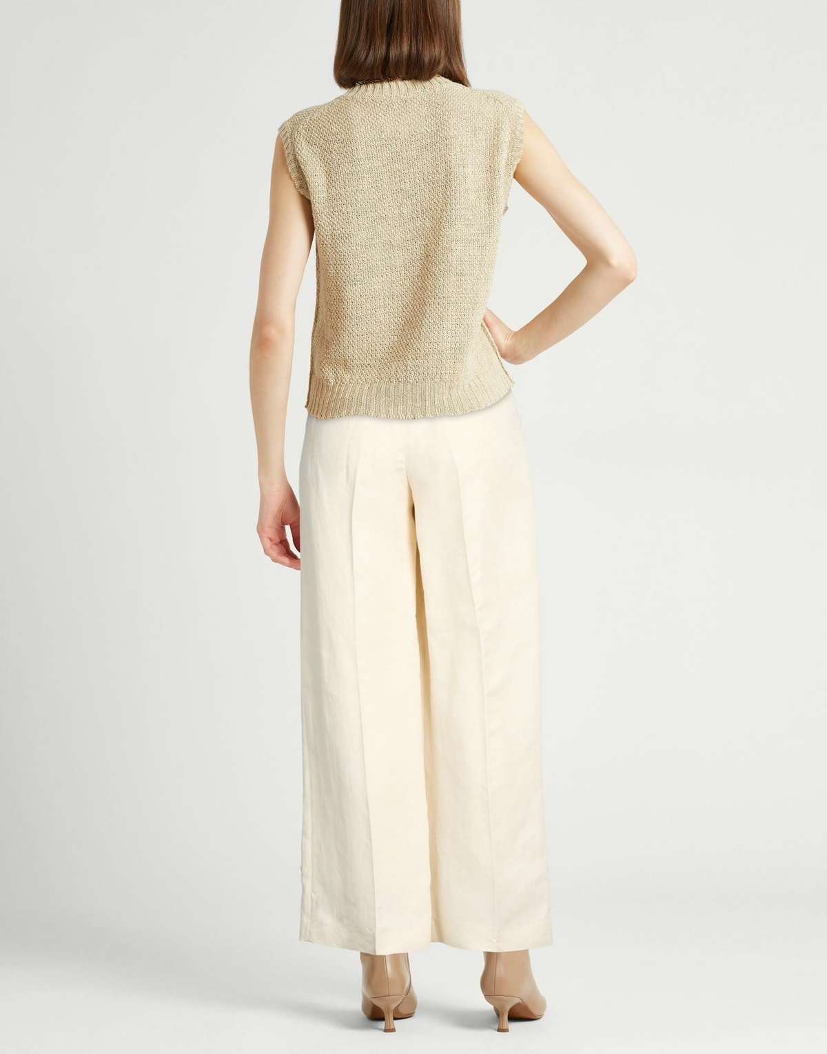 Peserico Easy Womens Pants in Beige