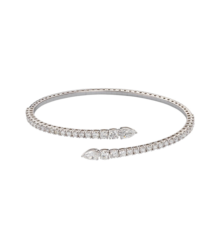 Photo: Bucherer Fine Jewellery Classics Twist 18kt white gold bangle with diamonds