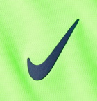 Nike Tennis - Two-Tone NikeCourt Dri-FIT Tennis T-Shirt - Yellow