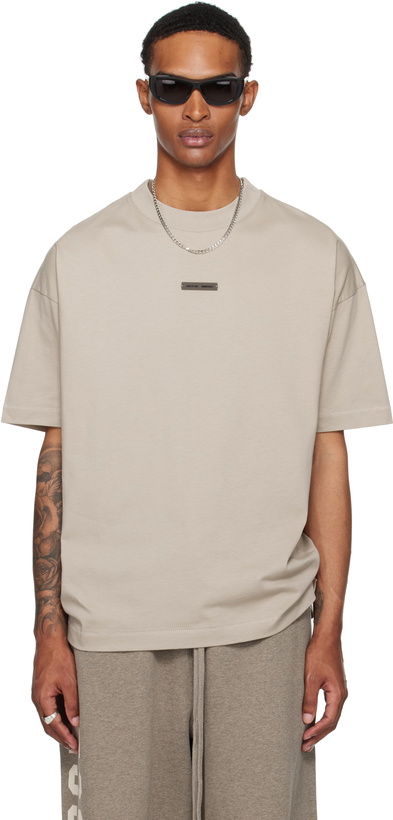 Photo: Fear of God ESSENTIALS Taupe Classic Fit T-shirt