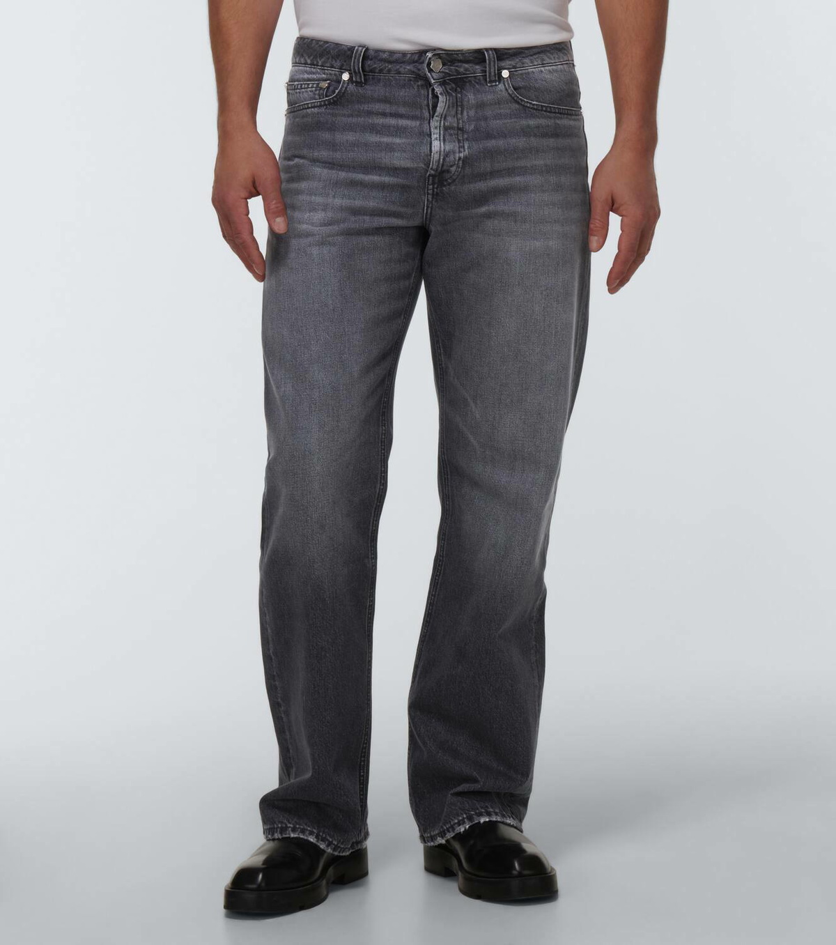 Due Diligence Wide-leg distressed jeans